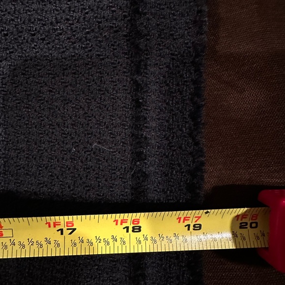 J Crew Mini Black Wool/ Polyester Lightly Fringe On Bottom Zipper In Bac… - Picture 9 of 9